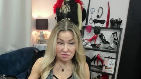 CrystalHotty online show from March 9, 2026, 5:22 am