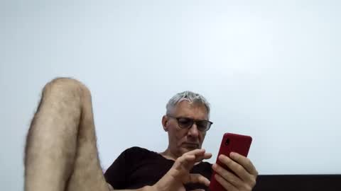 Snapshot of cucaio18 chatting on June 21, 2026, 12:35 am BIG UNCUT HARD COCK online show from June 21, 2026, 12:35 am