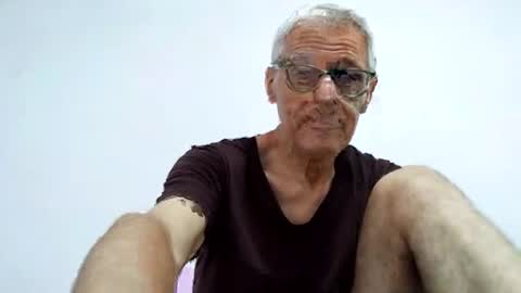Snapshot of cucaio18 chatting on July 26, 2026, 12:08 am BIG UNCUT HARD COCK online show from July 26, 2026, 12:08 am
