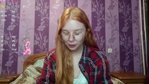 Snapshot of cucumber_kringe chatting on October 6, 2025, 8:01 am Sia online show from October 6, 2025, 8:01 am