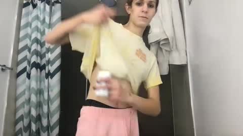 Snapshot of cuddleavenue chatting on September 26, 2025, 1:20 am cuddleavenue online show from September 26, 2025, 1:20 am