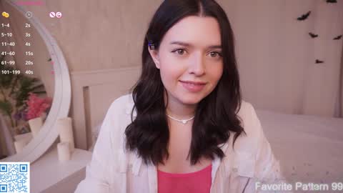 Snapshot of cuddlebyyou chatting on November 29, 2025, 8:12 pm Ellie online show from November 29, 2025, 8:12 pm