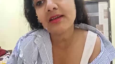 cuddlemuffins online show from April 5, 2026, 3:09 pm