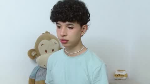 Cuddly online show from September 14, 2025, 9:52 am