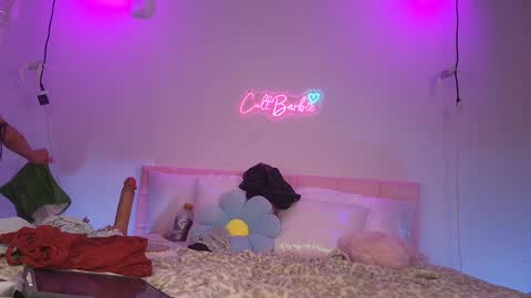 Snapshot of cult_barbie93 chatting on December 12, 2024, 6:14 am Cult Barbie online show from December 12, 2024, 6:14 am