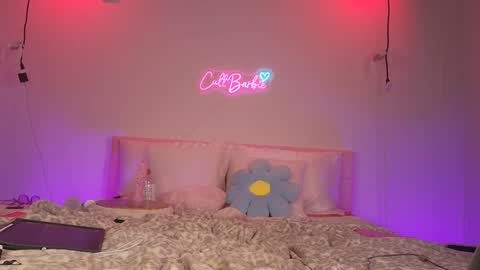 Snapshot of cult_barbie93 chatting on December 17, 2024, 7:07 am Cult Barbie online show from December 17, 2024, 7:07 am