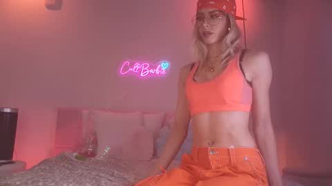 Snapshot of cult_barbie93 chatting on October 20, 2025, 6:03 am Cult Barbie online show from October 20, 2025, 6:03 am