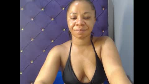 Nancy online show from November 17, 2025, 10:04 pm