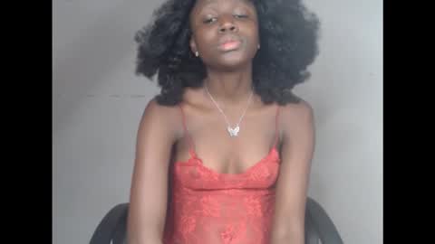 sophie online show from October 22, 2025, 9:20 am