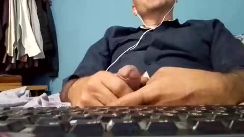 cumbian_chero online show from June 2, 2026, 12:51 pm