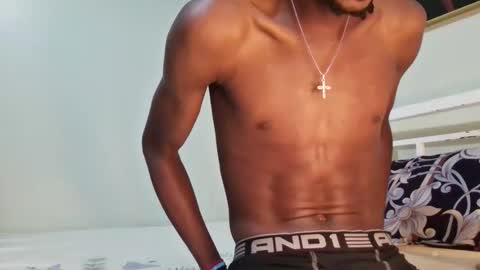 Snapshot of cumdaddzy_ebony chatting on April 17, 2026, 9:56 am zdaddy online show from April 17, 2026, 9:56 am