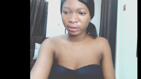 cumebony_petit online show from March 25, 2026, 6:52 am
