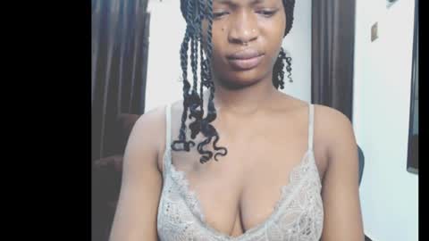 cumebony_petit online show from May 20, 2026, 10:49 pm