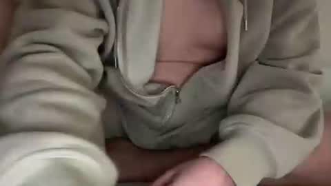 Snapshot of cumfar1985 chatting on January 9, 2026, 11:46 am Cumfar online show from January 9, 2026, 11:46 am