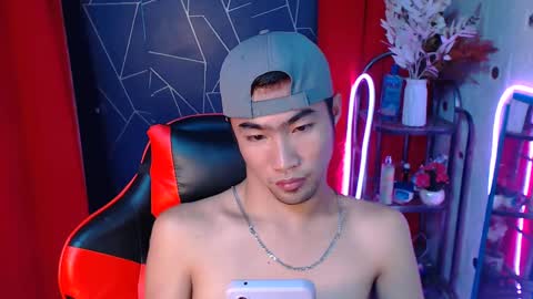 ask me online show from December 8, 2024, 8:36 pm