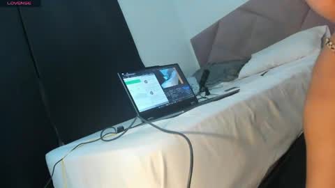 Paulina online show from April 2, 2026, 6:22 am