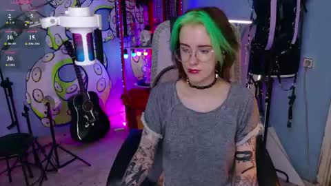 Snapshot of cumpotikeve chatting on June 26, 2026, 5:01 am CUMpotikEve online show from June 26, 2026, 5:01 am