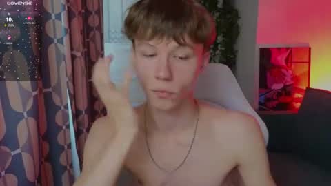 cumte_boy online show from July 5, 2026, 1:23 am