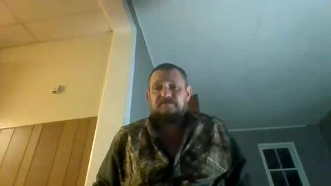 Snapshot of cuntreeboy68 chatting on January 19, 2025, 4:33 am Bash online show from January 19, 2025, 4:33 am
