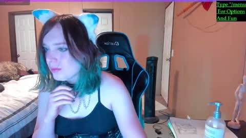 cupcakecrow online show from February 19, 2025, 3:28 am