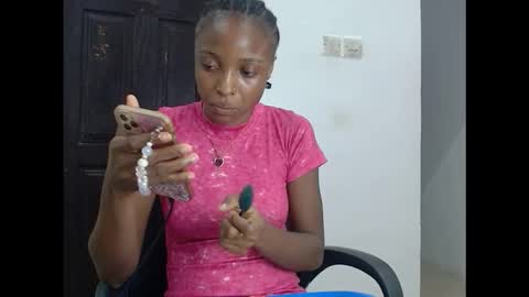 cupidxdoll online show from February 8, 2026, 7:28 pm