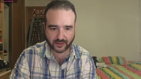 curiosillo1983 online show from October 8, 2025, 10:07 pm