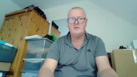 curiousax77 online show from November 9, 2025, 10:35 am