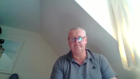 Snapshot of curiousax77 chatting on May 13, 2026, 11:29 am curiousax77 online show from May 13, 2026, 11:29 am