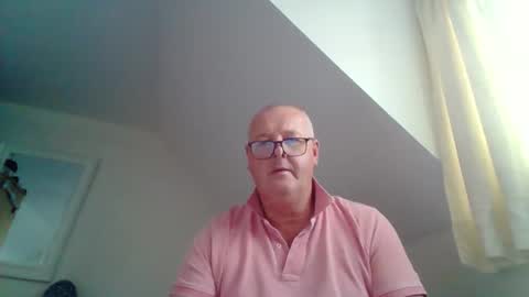 Snapshot of curiousax77 chatting on May 19, 2026, 10:54 am curiousax77 online show from May 19, 2026, 10:54 am