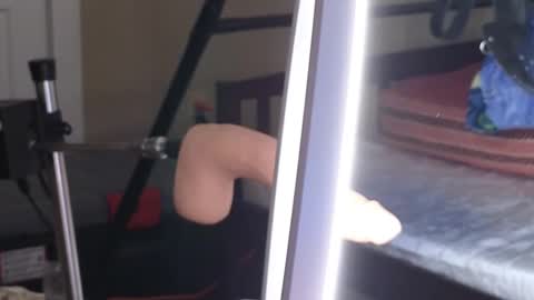 Snapshot of curiousbisex22 chatting on February 25, 2025, 11:33 pm Curiousbisex22 online show from February 25, 2025, 11:33 pm