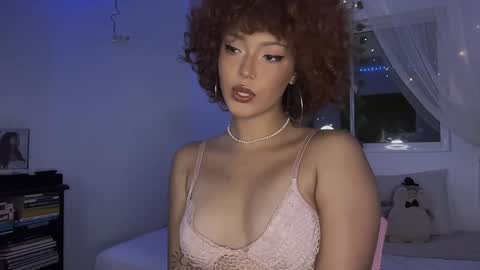 Emma online show from February 2, 2025, 12:30 am