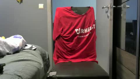 curlyfurly online show from November 7, 2025, 4:45 am