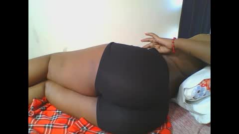 Snapshot of curvybootyj chatting on February 1, 2025, 12:05 pm CuteJJudy online show from February 1, 2025, 12:05 pm