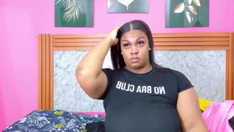 curvyhomebebe online show from February 15, 2026, 11:52 am