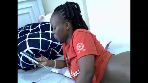 curvynubian online show from June 2, 2026, 8:27 am