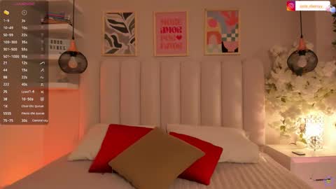 Amber  online show from March 3, 2026, 8:37 pm