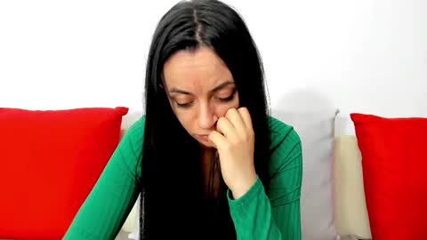 cute_angel95 online show from March 1, 2025, 5:49 pm