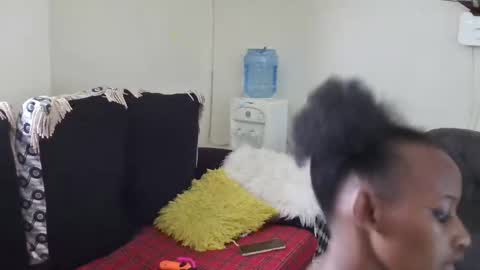 cute annah online show from December 8, 2024, 8:20 am