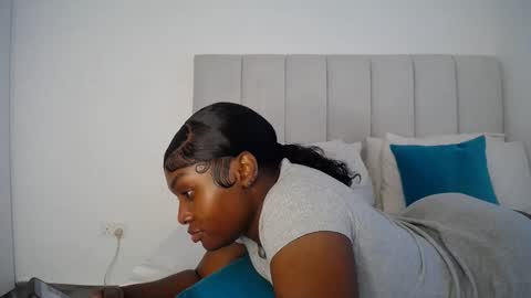 Liya online show from September 16, 2025, 12:39 pm