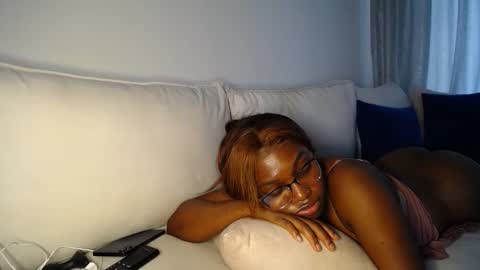 Snapshot of cute_ass18 chatting on April 18, 2026, 10:41 am Liya online show from April 18, 2026, 10:41 am
