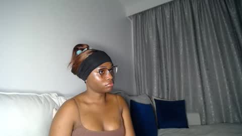 Snapshot of cute_ass18 chatting on April 23, 2026, 2:24 am Liya online show from April 23, 2026, 2:24 am
