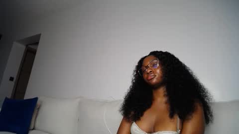Snapshot of cute_ass18 chatting on May 16, 2026, 2:52 am Liya online show from May 16, 2026, 2:52 am