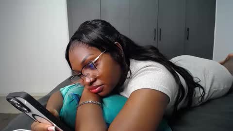 Snapshot of cute_ass18 chatting on May 24, 2026, 12:10 pm Liya online show from May 24, 2026, 12:10 pm