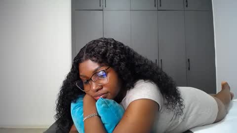 Snapshot of cute_ass18 chatting on May 30, 2026, 8:39 pm Liya online show from May 30, 2026, 8:39 pm