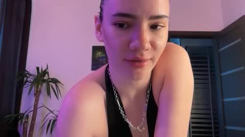 cute_bubbles online show from May 17, 2026, 4:03 pm