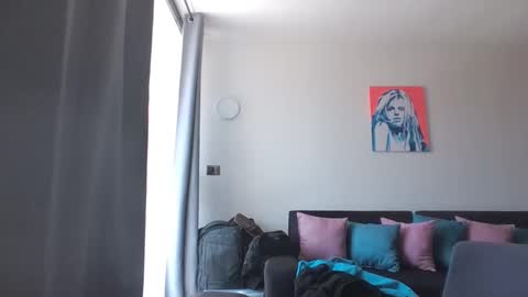 Snapshot of cute_friends chatting on November 15, 2025, 3:19 pm Cute friends online show from November 15, 2025, 3:19 pm