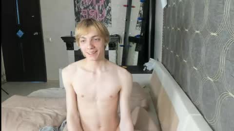 Snapshot of cute_grecha chatting on April 29, 2026, 5:30 pm Grisha online show from April 29, 2026, 5:30 pm
