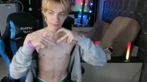 Snapshot of cute_grecha chatting on May 11, 2026, 6:52 am Grisha online show from May 11, 2026, 6:52 am