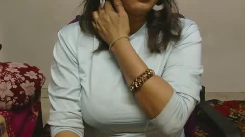 kashmira online show from February 3, 2026, 3:06 pm