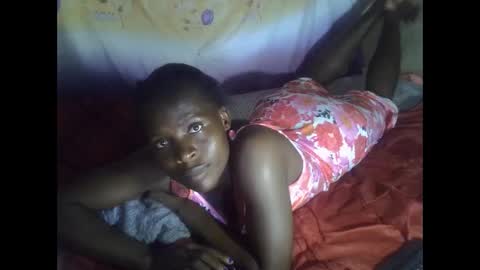 cute_leylah online show from April 7, 2026, 6:52 pm